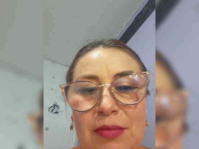 anygirlhot webcam