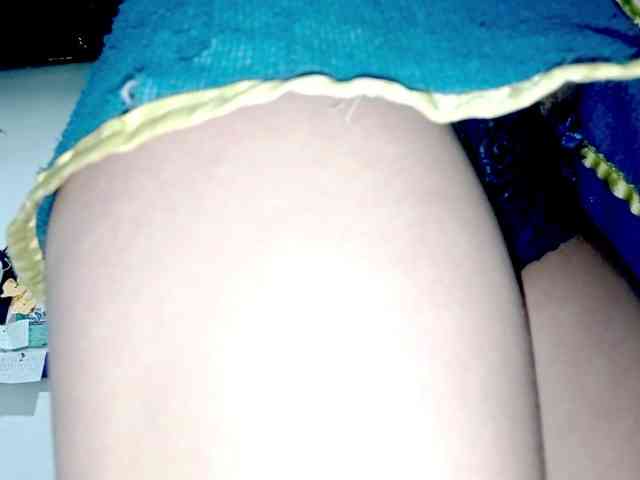 PetiteIvoryqueens webcam
