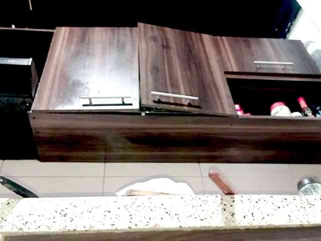 PetiteIvoryqueens webcam