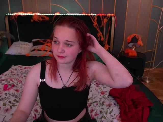 SunShineLolaa webcam