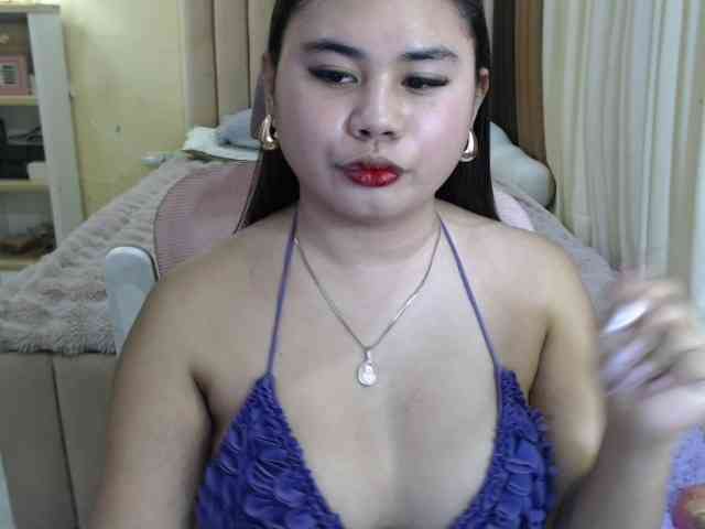 Urasianladyfox2xx webcam