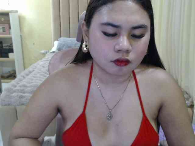 Urasianladyfox2xx webcam