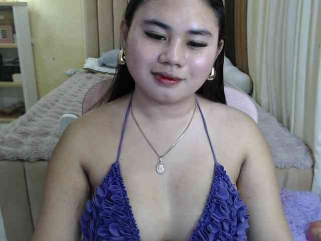Urasianladyfox2xx webcam