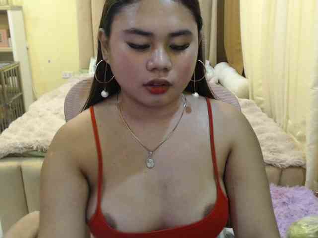 Urasianladyfox2xx webcam