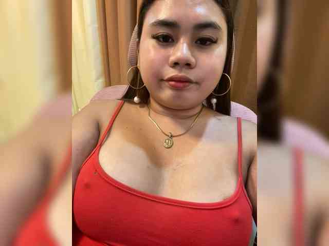 Urasianladyfox2xx webcam