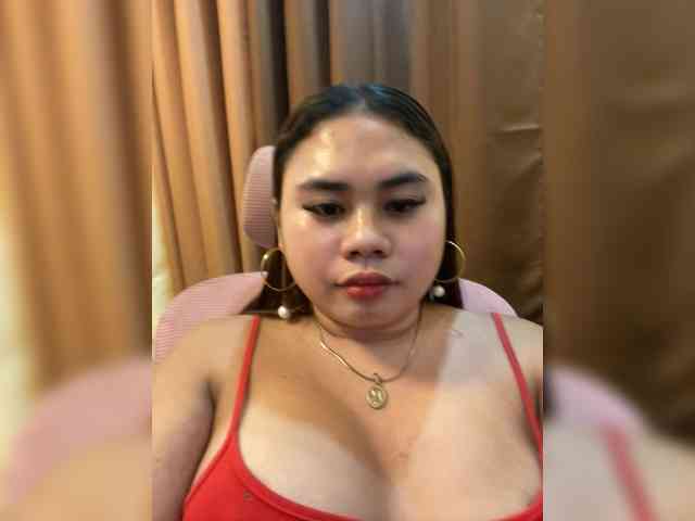 Urasianladyfox2xx webcam