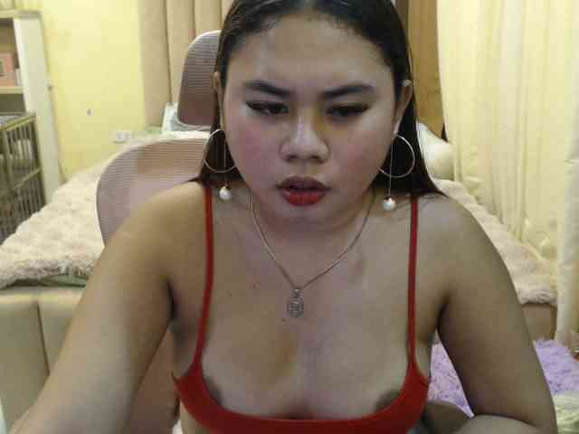 Urasianladyfox2xx webcam