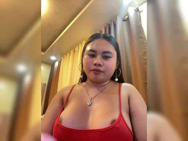 Urasianladyfox2xx webcam