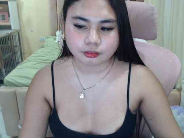 Urasianladyfox2xx webcam
