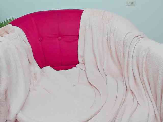 AryaAnna webcam