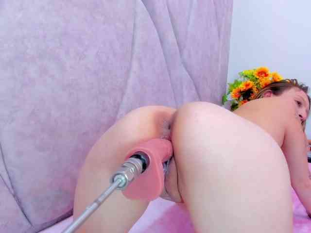 JuliethaWhitee webcam