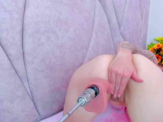 JuliethaWhitee webcam