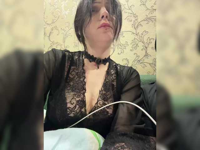 Entra en el chat con el modelo CherryBaby-1 CherryBaby-1