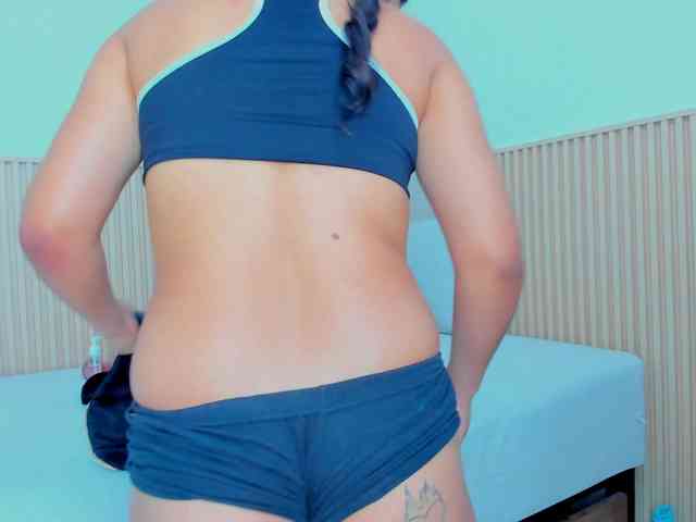 AlenaBrown webcam