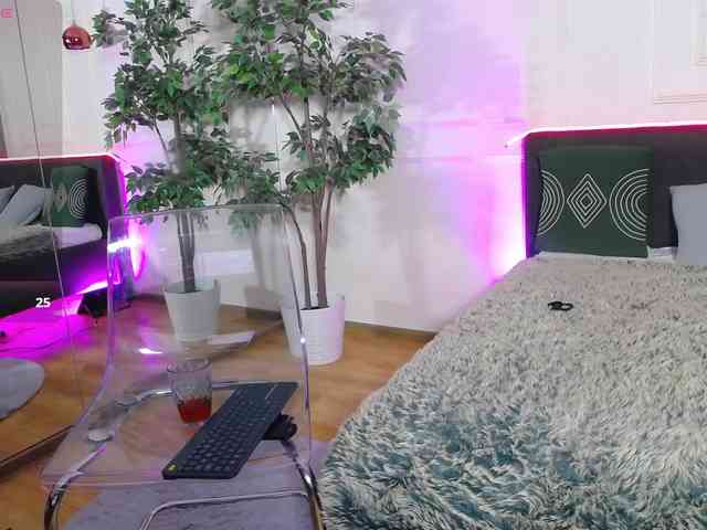 CreamyInk webcam