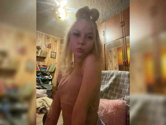 Lollyybaby webcam
