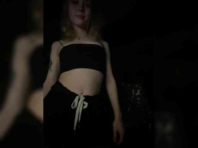 Lollyybaby webcam