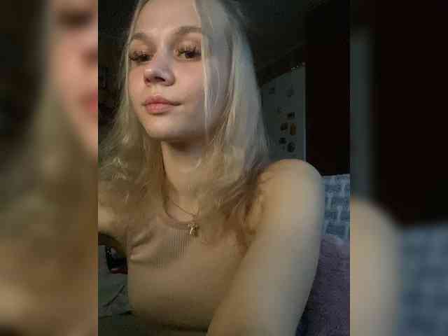 Lollyybaby webcam