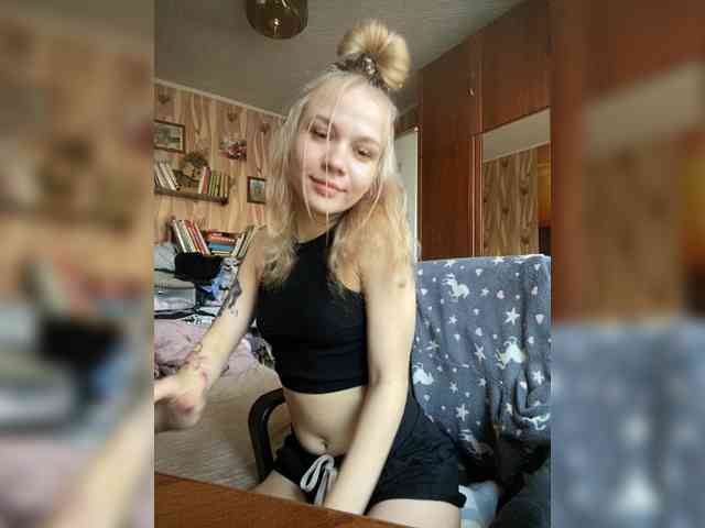 Lollyybaby webcam