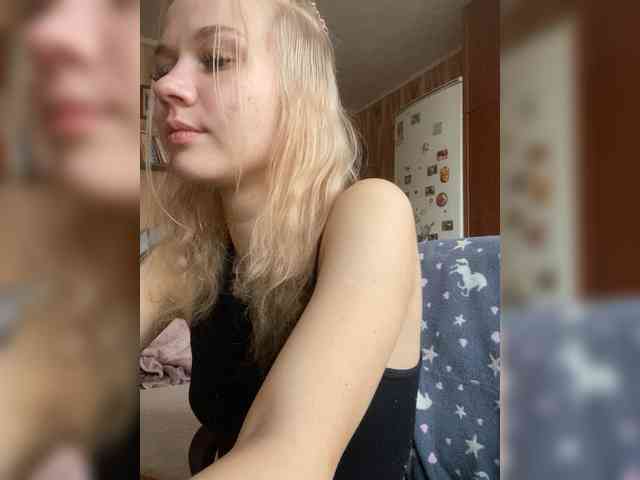 Lollyybaby webcam