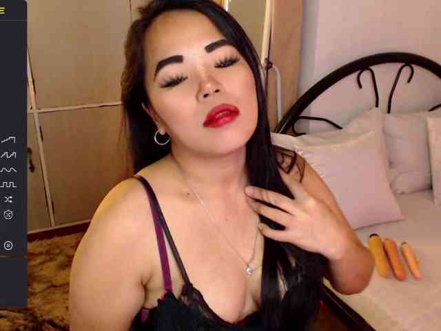 sexyvivalilly webcam