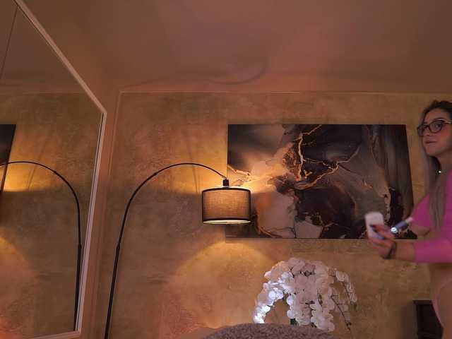 Gratis Live Sexcam mit MaddieBryggs MaddieBryggs