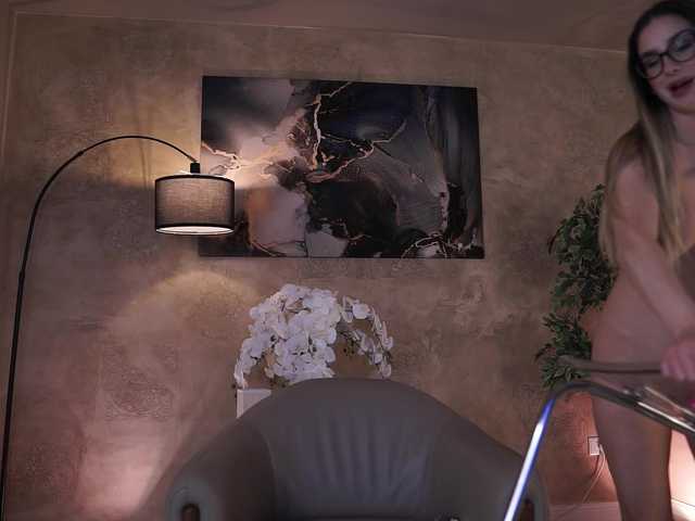 Gratis Live Sexcam mit MaddieBryggs MaddieBryggs