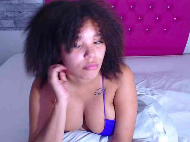 Bignaturalboobs webcam