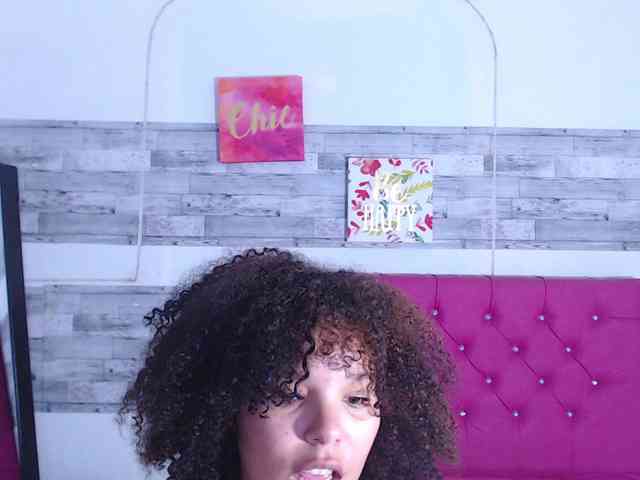 Bignaturalboobs webcam