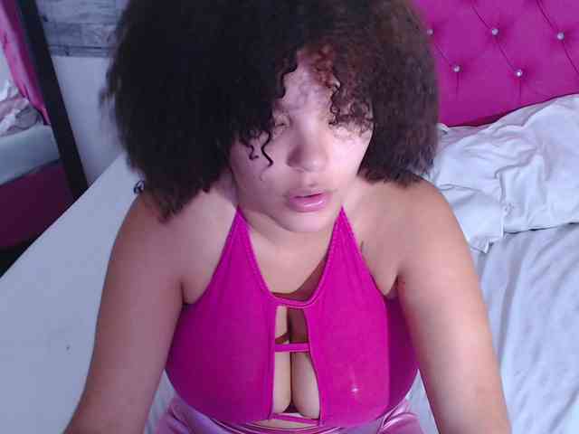 Bignaturalboobs webcam