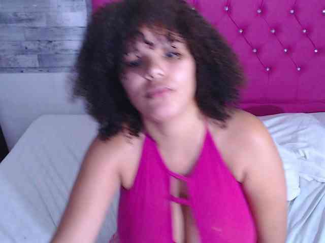 Bignaturalboobs webcam