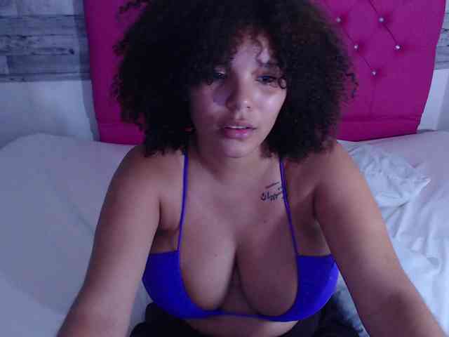 Bignaturalboobs webcam