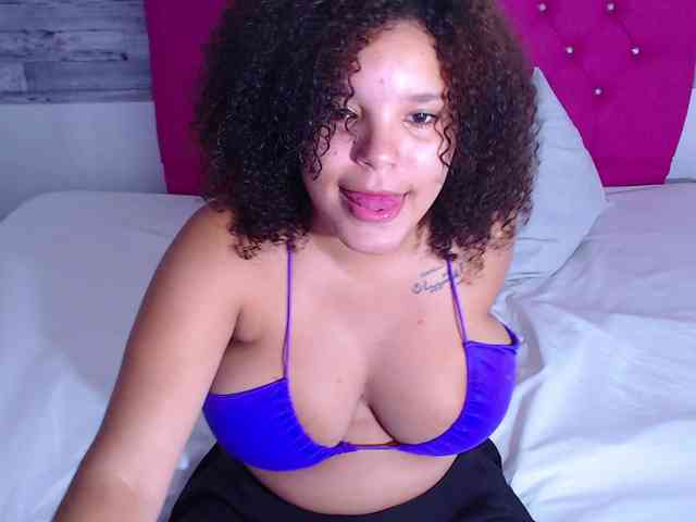 Bignaturalboobs webcam