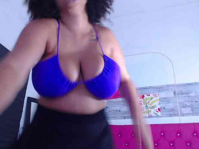 Bignaturalboobs webcam