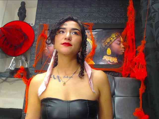 hot-and-fucking-girl webcam