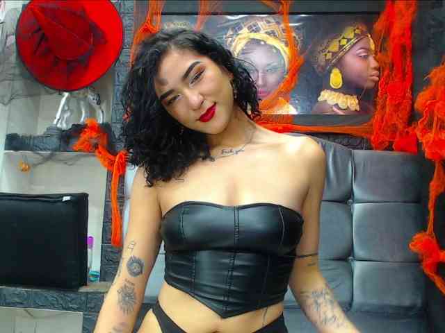 hot-and-fucking-girl webcam