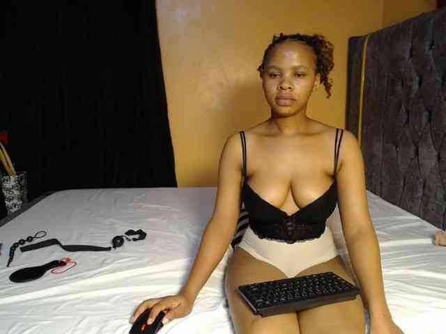 SexyElsie webcam