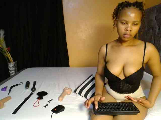 SexyElsie webcam