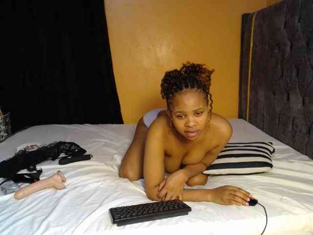 SexyElsie webcam