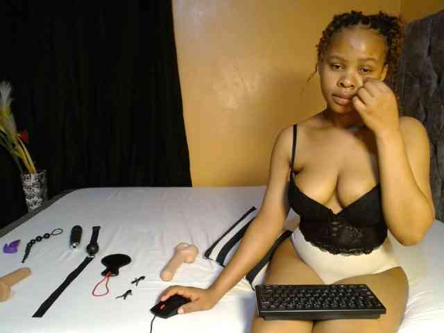 SexyElsie webcam
