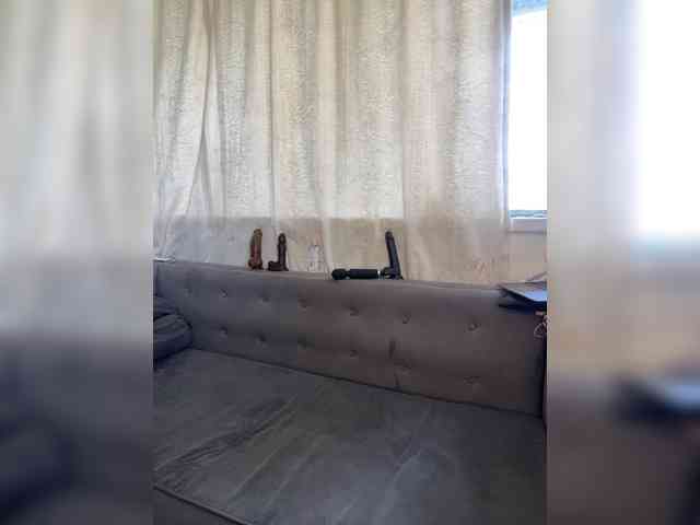 Miss-Coco webcam