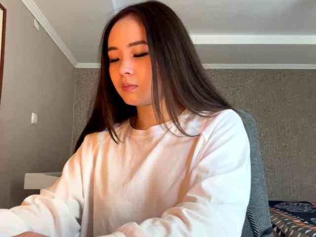 LatrishaAltigs webcam