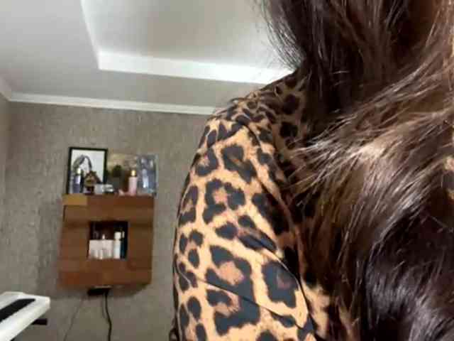 LatrishaAltigs webcam