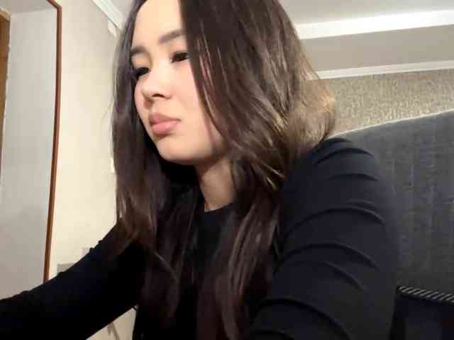 LatrishaAltigs webcam