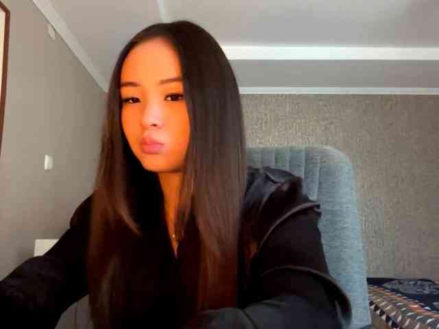 LatrishaAltigs webcam