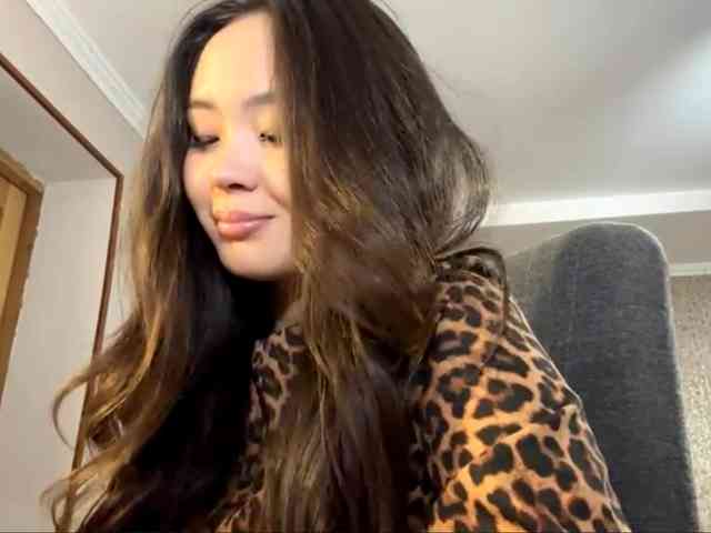 LatrishaAltigs webcam