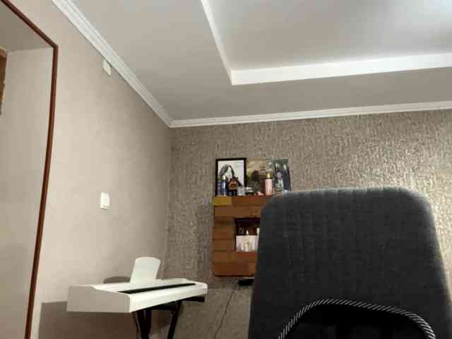 LatrishaAltigs webcam