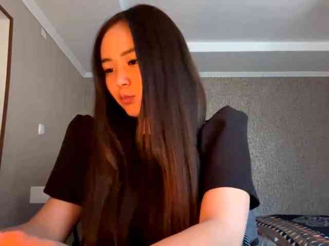 LatrishaAltigs webcam