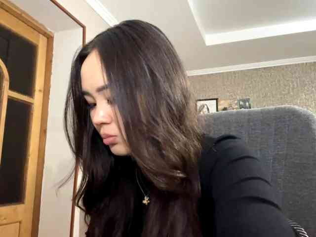 LatrishaAltigs webcam