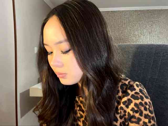 LatrishaAltigs webcam